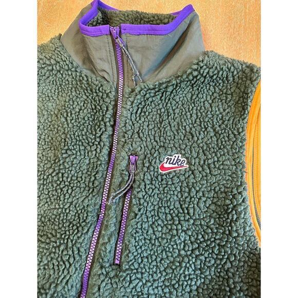 Nike Sherpa Fleece Vest - Picture 2 of 7
